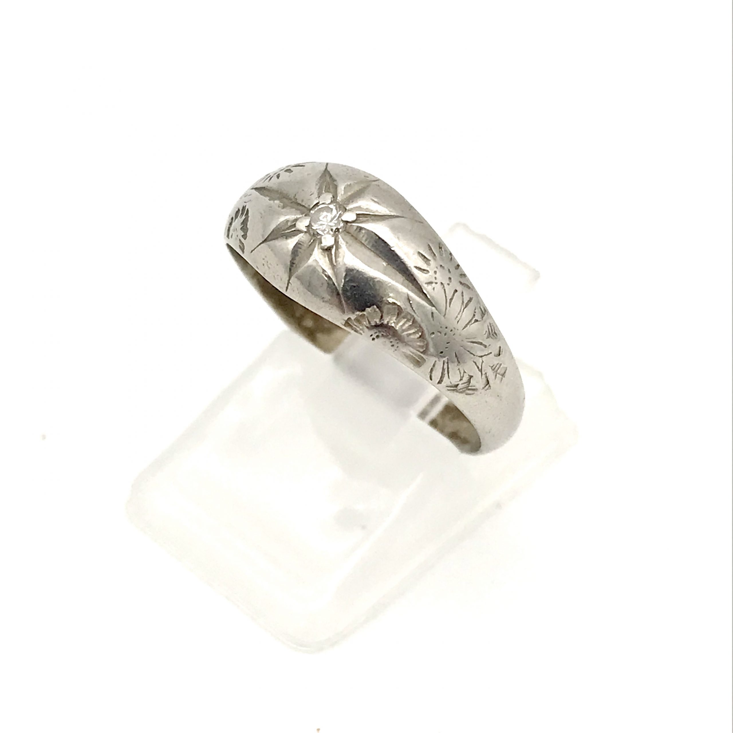 Pt900 リング（メレダイヤ0.5ct）