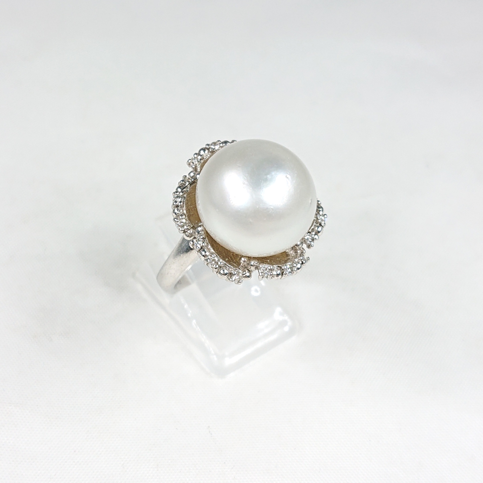 pt900 パール (40.0ct) メレダイヤ(0.23ct) 付きリング