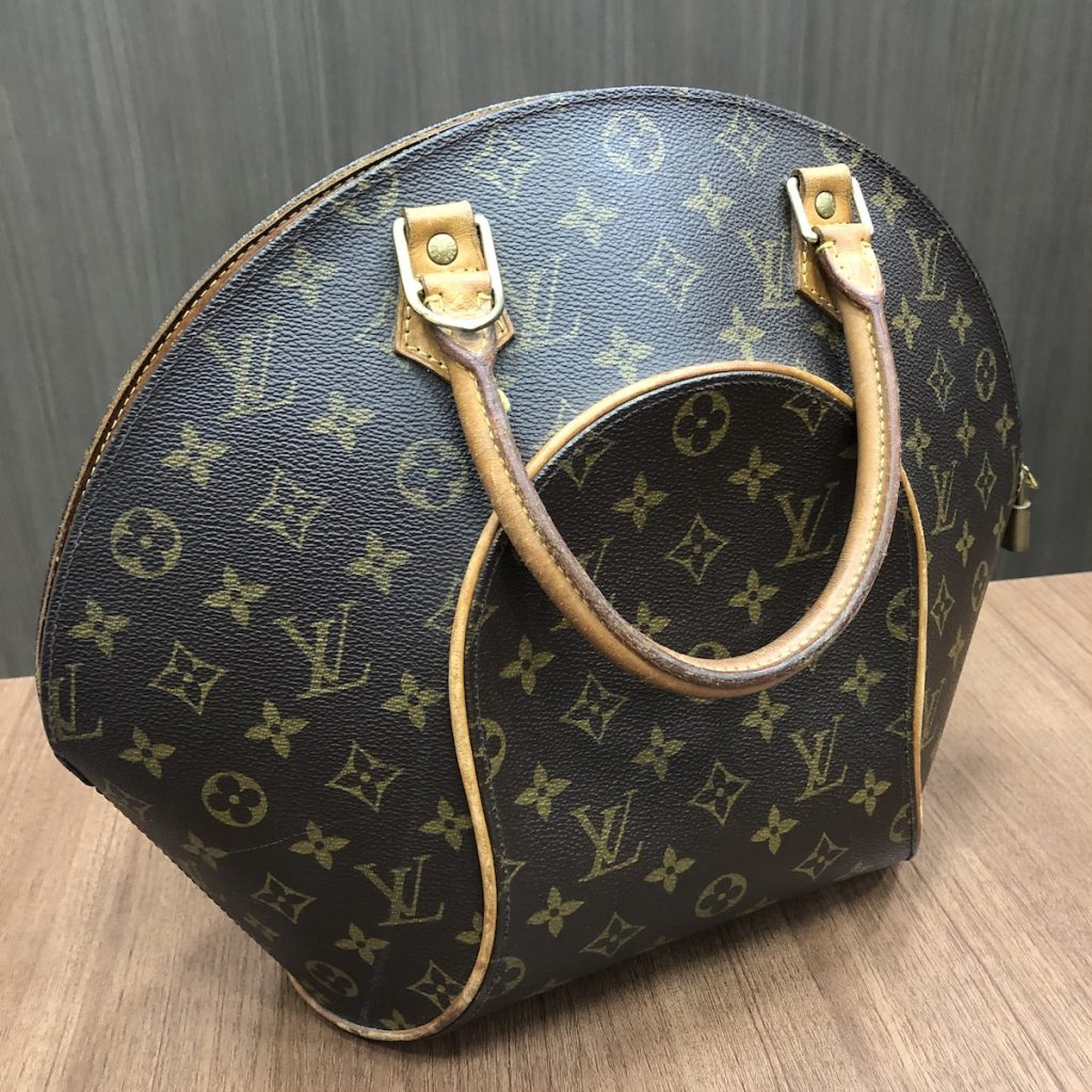 LOUIS VUITTON モノグラムエリプス