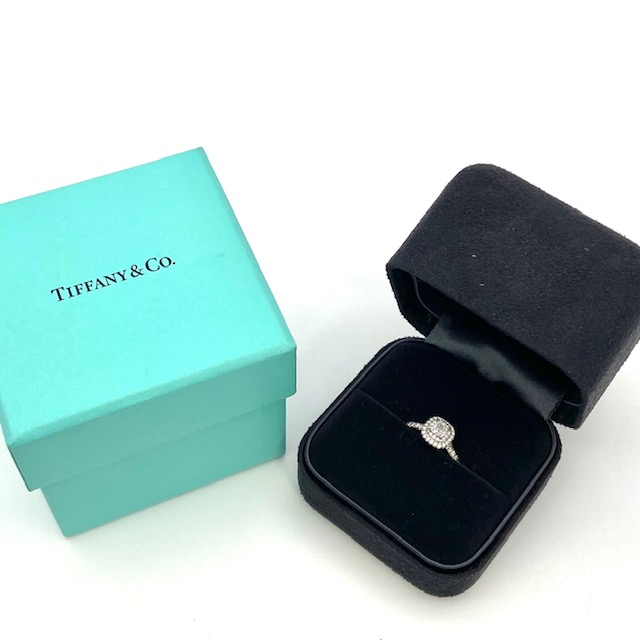 TIFFANY & Co.  ソレストリング