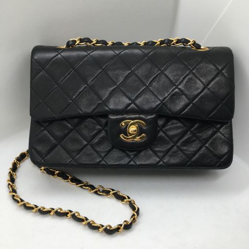 CHANEL ダブルフラップマトラッセ