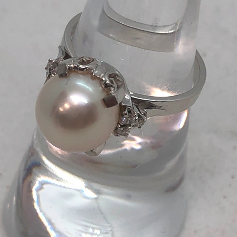 真珠メレダイヤ付きリング