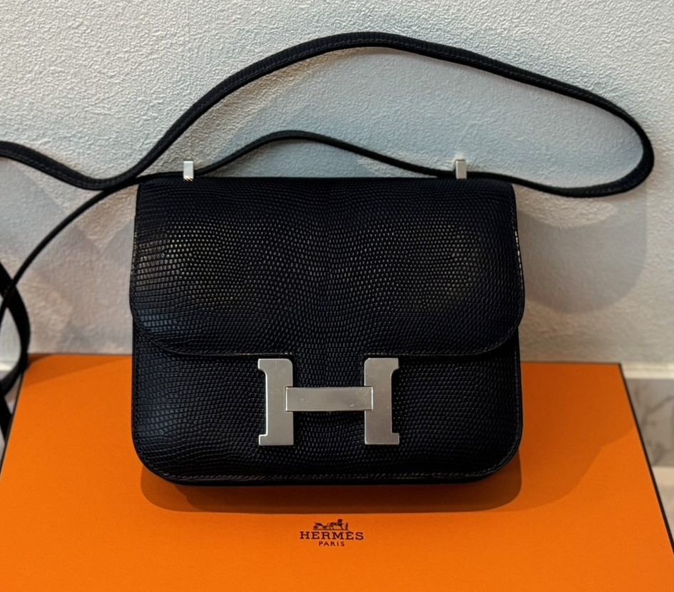 HERMÈS コンスタンス18 ショルダーバッグ 藍染 ゴールド金具