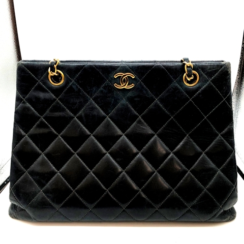 CHANELマトラッセ トートバッグ　　