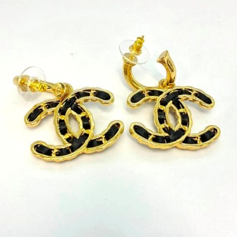 CHANEL ココマーク ピアス B24K ゴールド×ブラック