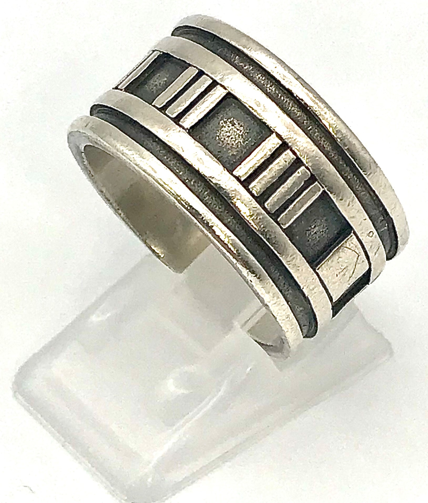 TIFFANY&Co. アトラス リング