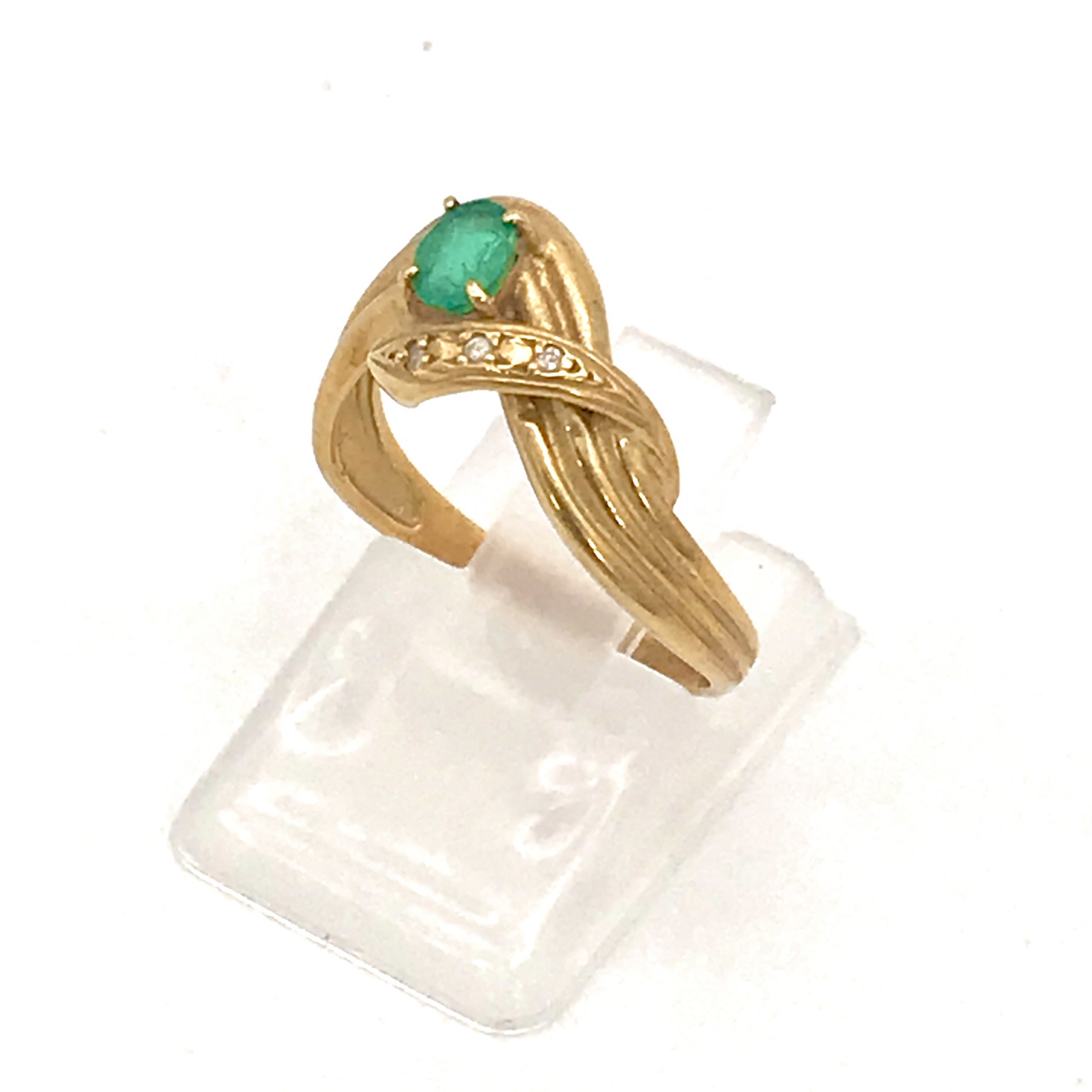 K18 エメラルド（0.47ct）付きリング