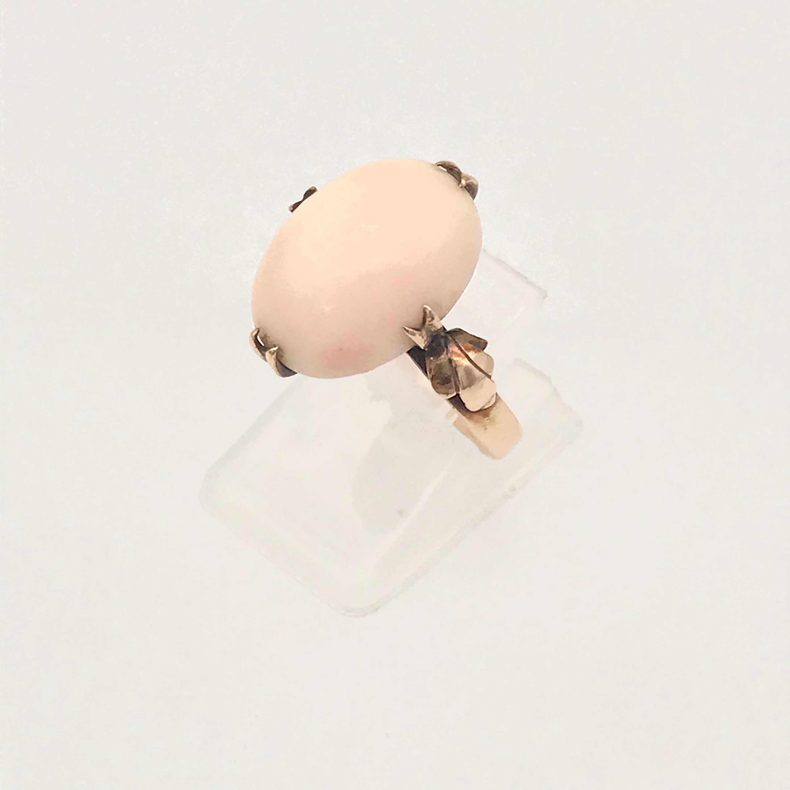 18K リング（珊瑚 8ct）