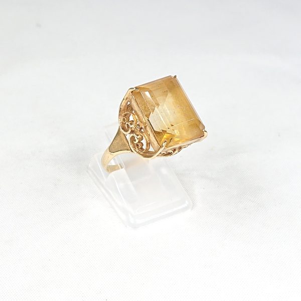 k18トパーズリング9g 高価買取専門店まねきや査定された k18トパーズリング9g 高価買取専門店まねきや査定された - メルカリ