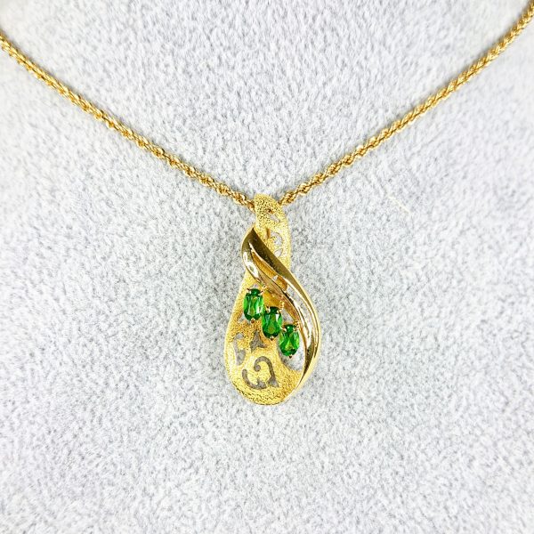 K18 エメラルド(0.92ct)付ネックレストップ