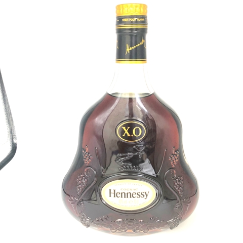 ヘネシー XO　700ml　金キャップ