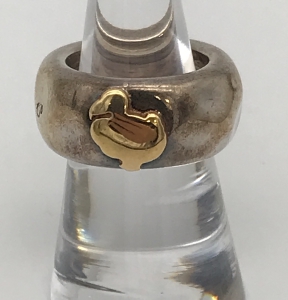 Pomellato リング