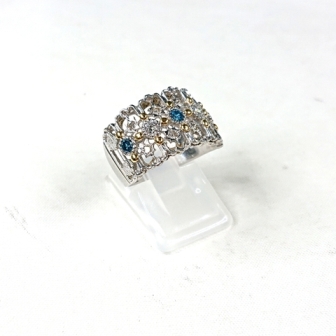 Pt900/K18 ブルートパーズ(0.28ct)メレダイヤ(0.25ct)付リング