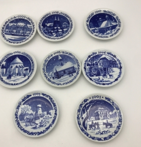 Royal Copenhagen ミニイヤープレート まとめ