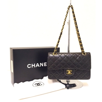 CHANEL ダブルフラップマトラッセ ショルダーバッグ