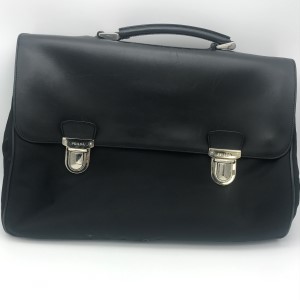 PRADA ビジネスバック
