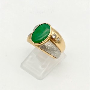 K18/Pt900 リング（ヒスイ4ct,メレダイヤ0.06ct）