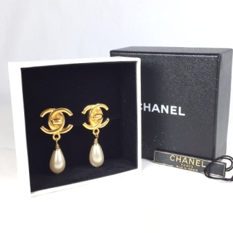 4H1401【本物保証】シャネル イヤリング フェイク パール ラウンド サークル ロゴ VINTAGE CHANEL