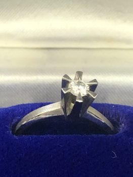 Pt900　ダイヤモンドリング　0.13ct