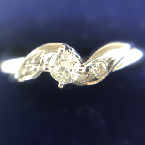 Pt900 リング ダイヤモンド付 総計0.20ct