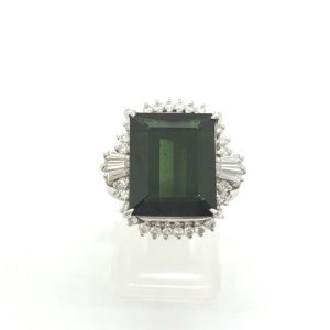 Pt900　トルマリンリング９ct