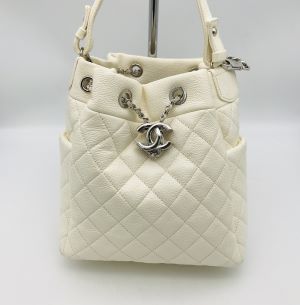 CHANEL チェーンショルダー 巾着型 マトラッセ