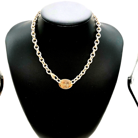 TIFFANY＆Co.オーバルタグネックレス