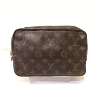 LOUIS VUITTON モノグラム トゥルーストワレット23