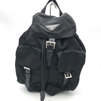 PRADA ナイロンバッグパック