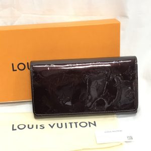 ルイ・ヴィトン ヴェルニ ポルトフォイユ・サラチェーン