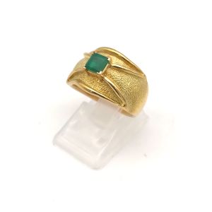 K18 リング エメラルド1.06ct