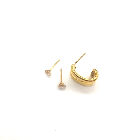 K18ピアス