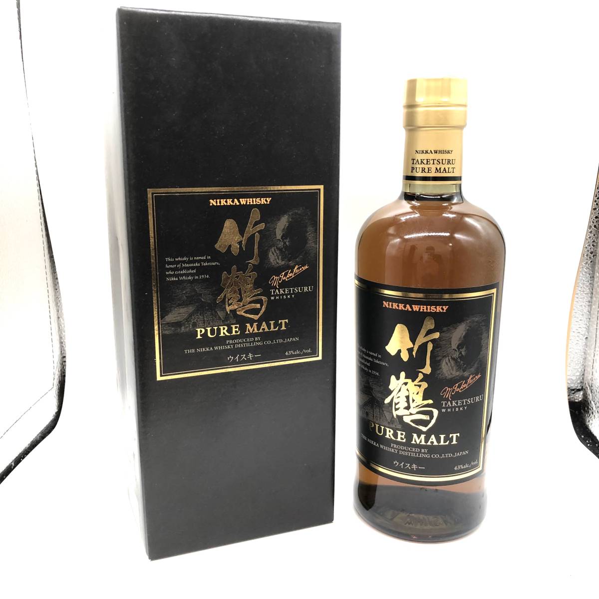 ニッカウヰスキー 竹鶴 PURE MALT 黒ラベル 700m