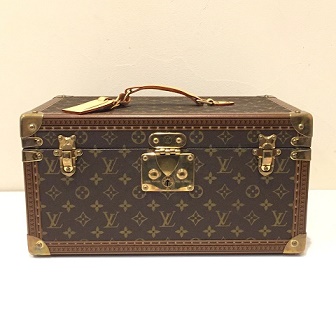 LOUIS VUITTON モノグラム ボワット・ブテイユ