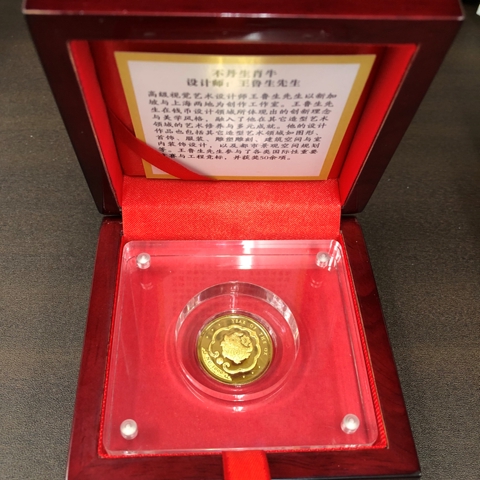 イヤ－オブザ金貨