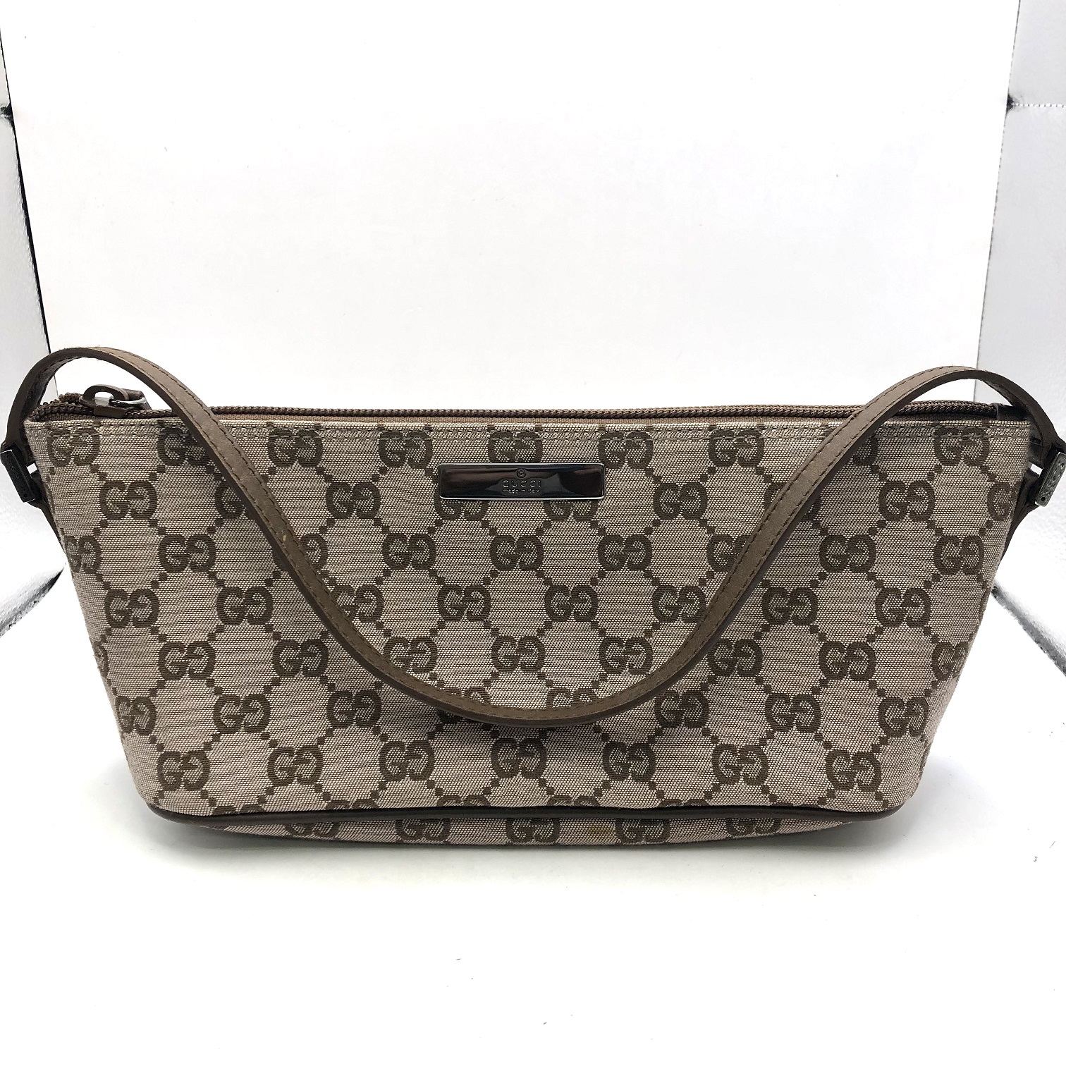 GUCCI GGキャンバス アクセサリーポーチ
