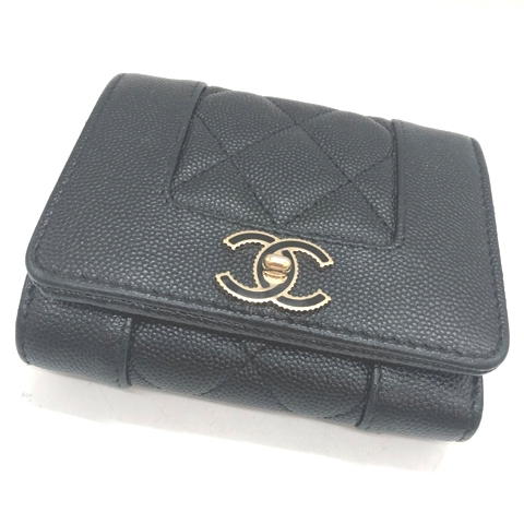 CHANEL マドモアゼル キャビアスキン スモールフラップウォレット 買取  