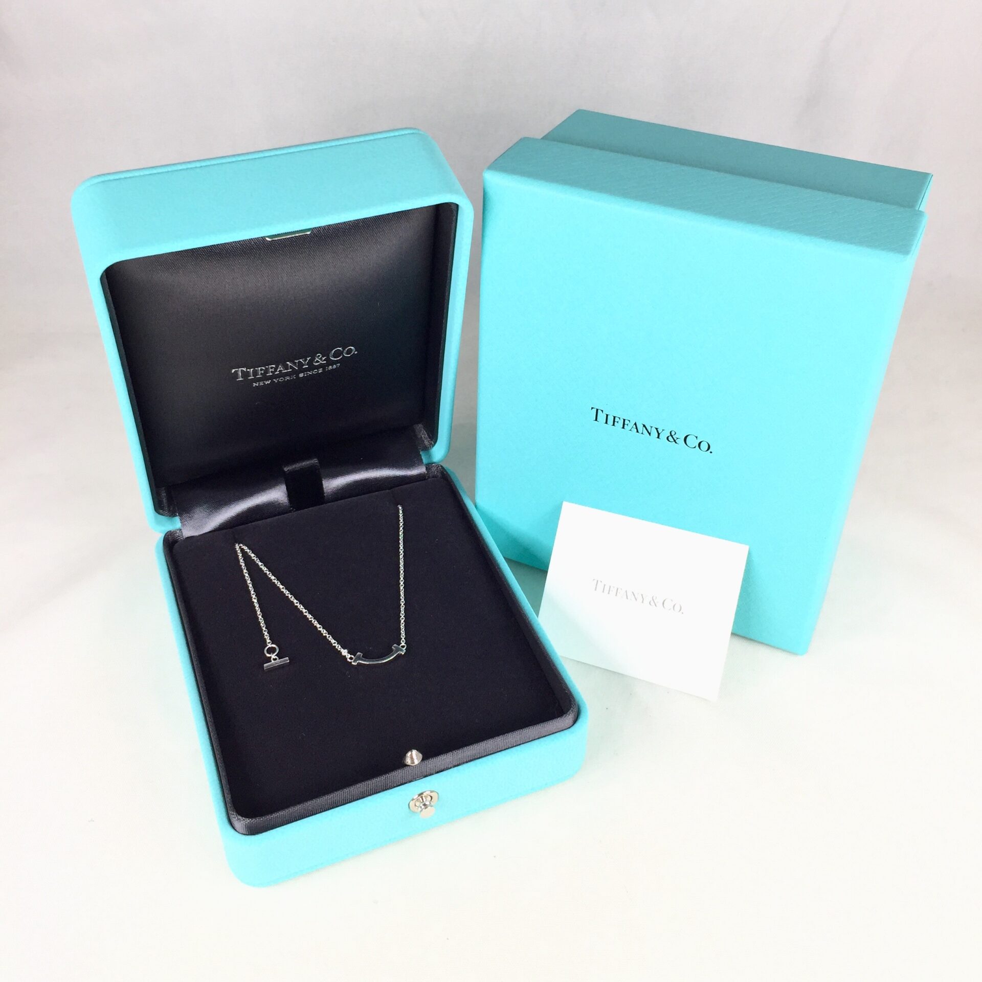 TIFFANY&Co. Tスマイル ミニネックレス